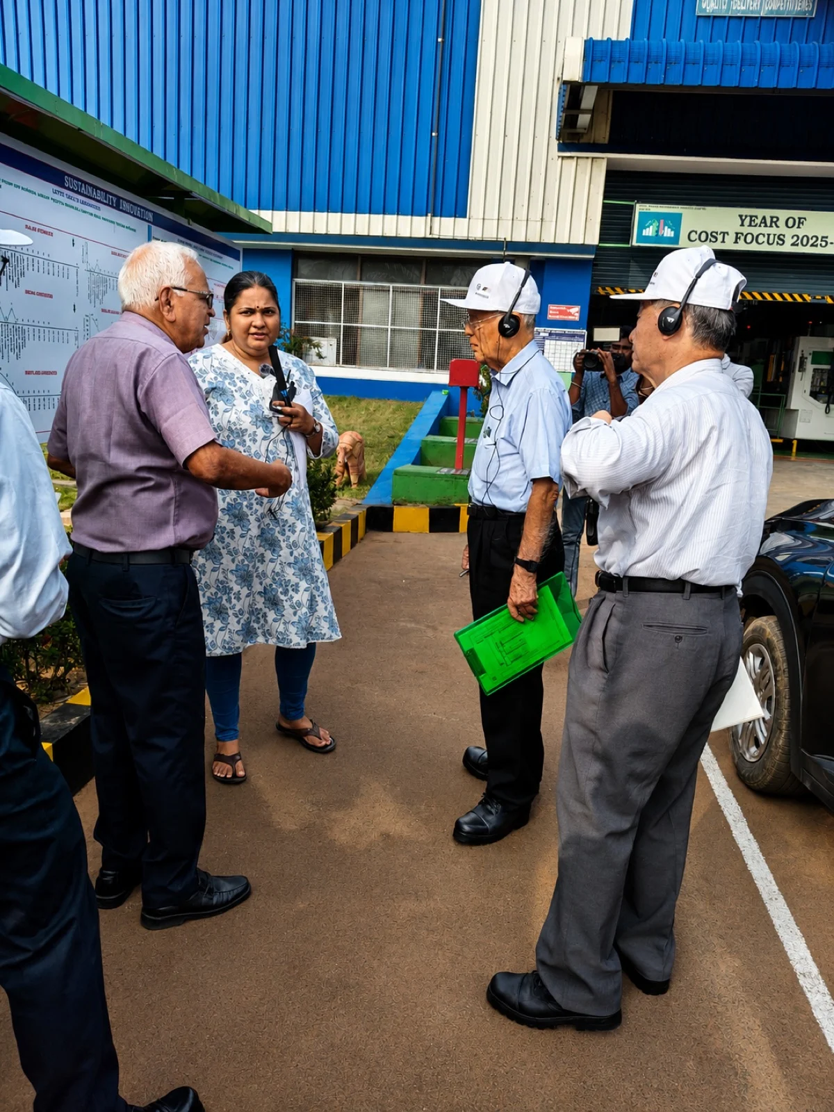 Briefing before a plant walkthrough